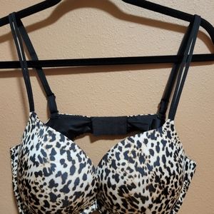 Victoria's Secret Very Sexy Push-Up Bra Size 36D
